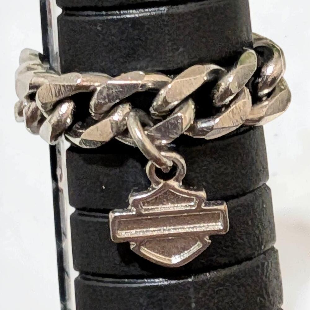HARLEY DAVIDSON MOTORCYCLES Dangling Bar & Shield Charm on Cuban Link Chain Ring